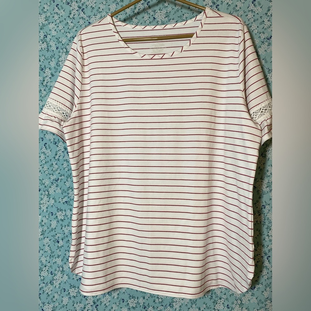 Van Heusen white and Red Striped Short-Sleeve Top